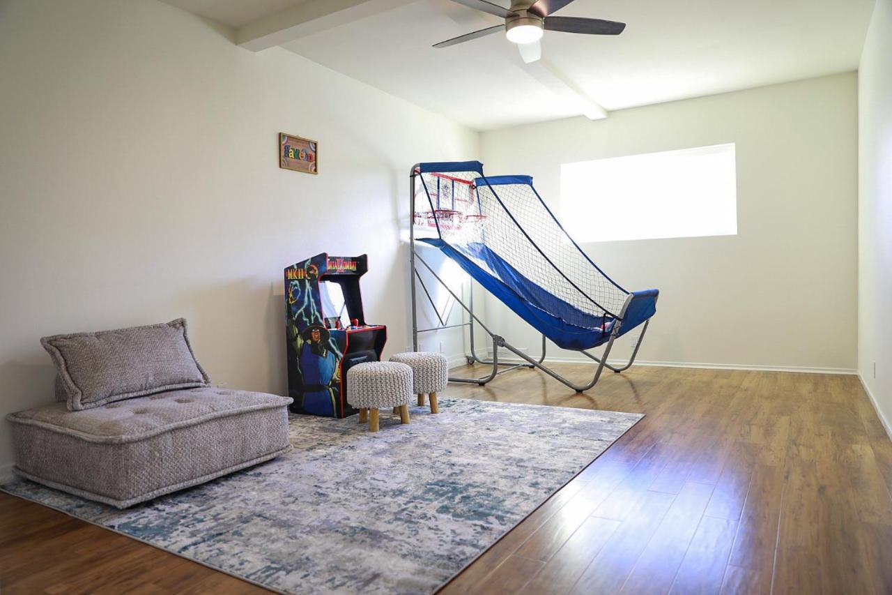 Lovely Beach Home - 2 Min Walk To The Beach - Game Room - Channel Islands! Oxnard Dış mekan fotoğraf