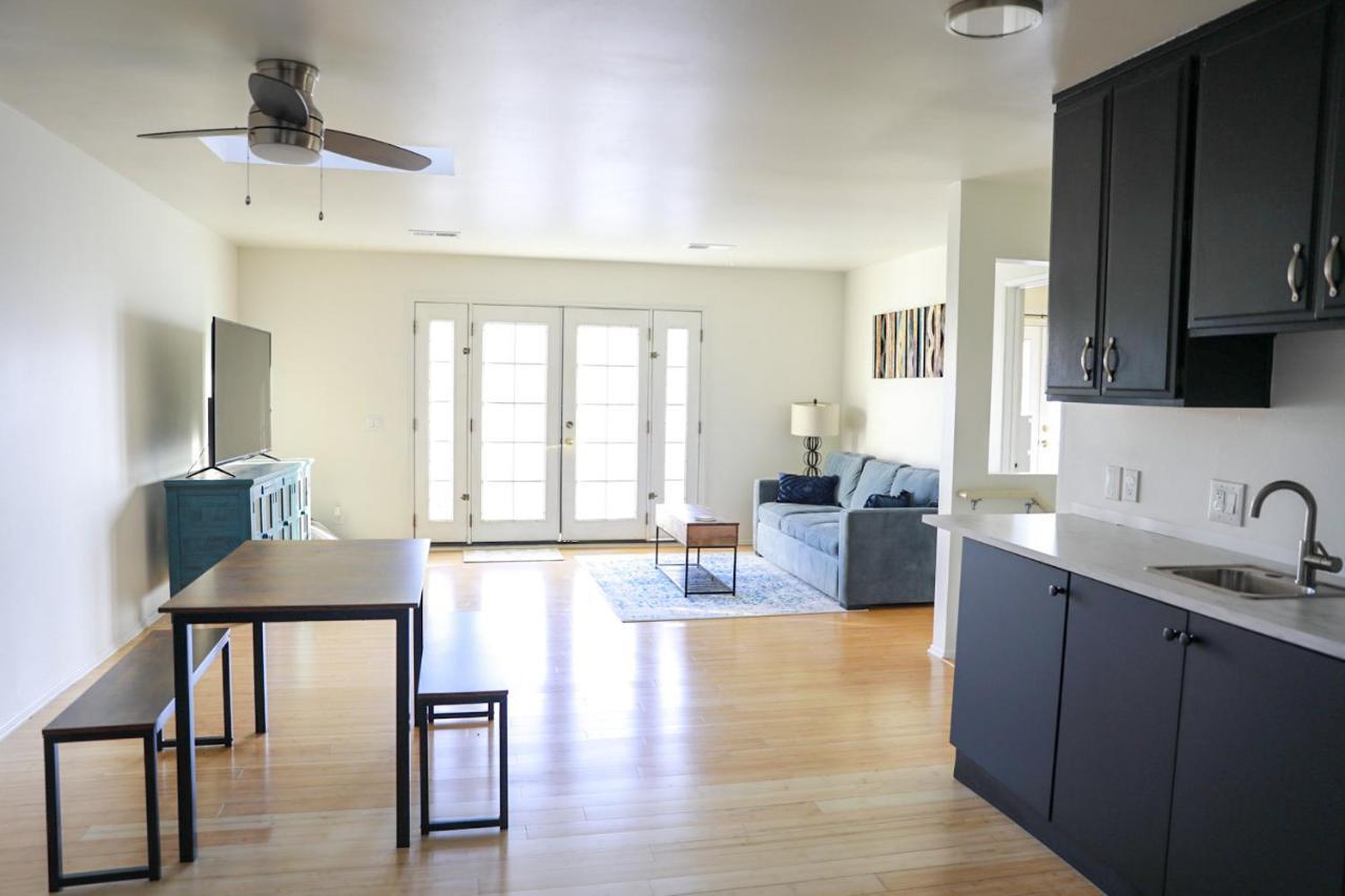 Lovely Beach Home - 2 Min Walk To The Beach - Game Room - Channel Islands! Oxnard Dış mekan fotoğraf